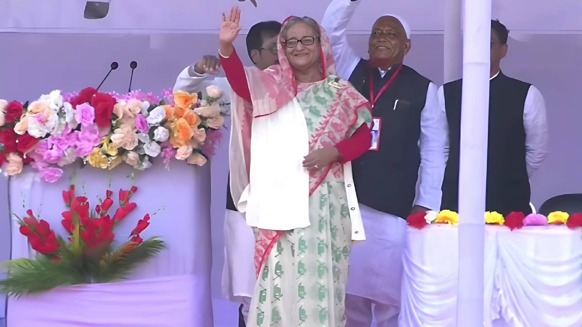 PM to Rangpur Rally: Cast Your Vote for the 'Boat'