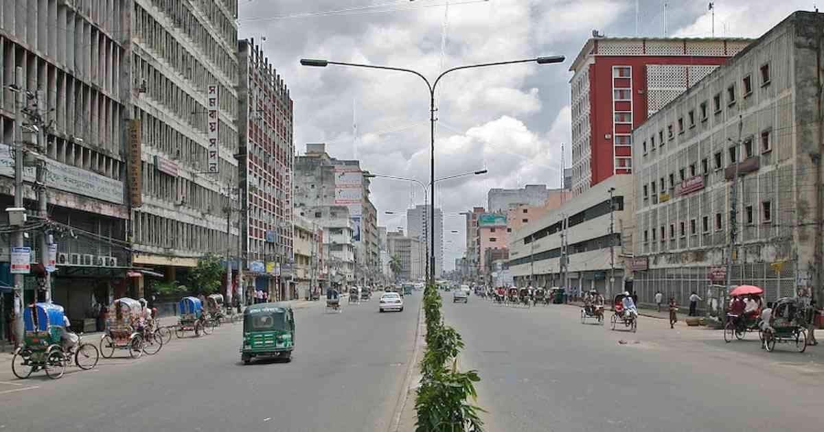 Dhaka Streets Empty Amid Student Protests, AL Rally