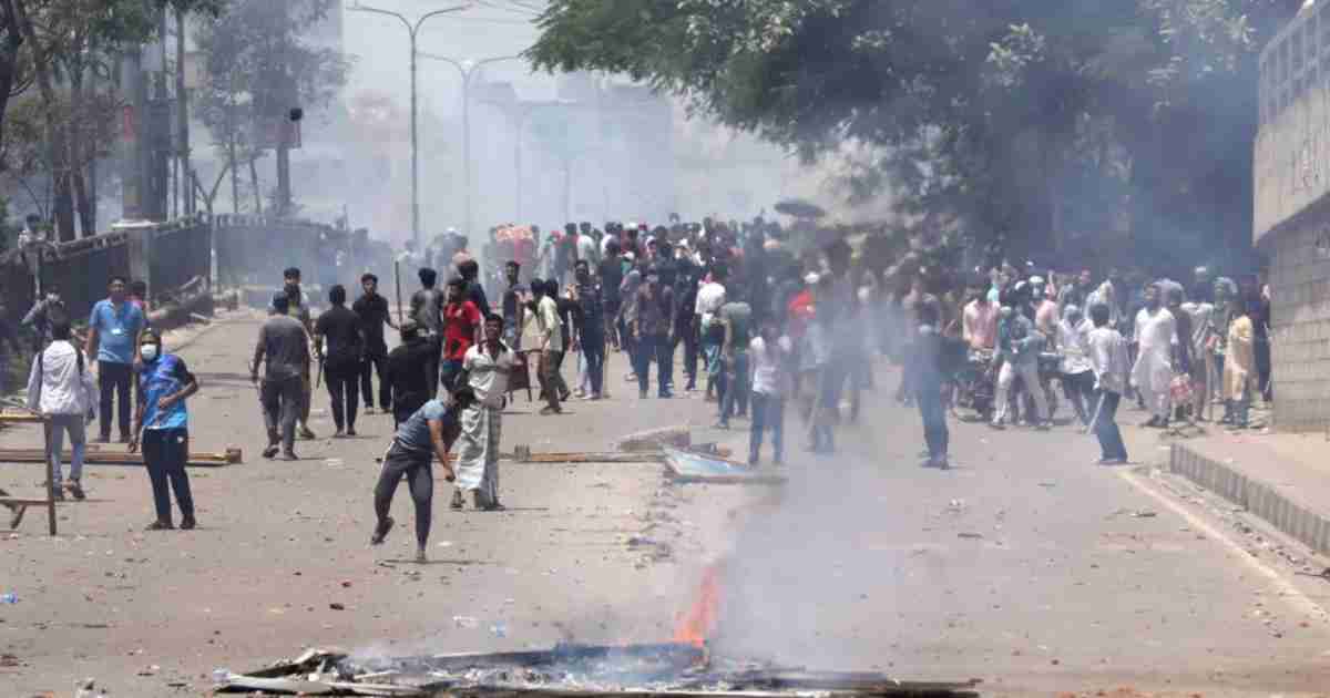 bangladesh curfew clash